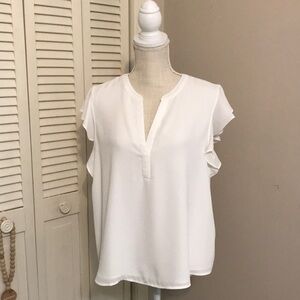 Women’s Calvin Klein top size large.